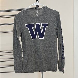 UW University of Washington Long sleeve shirt